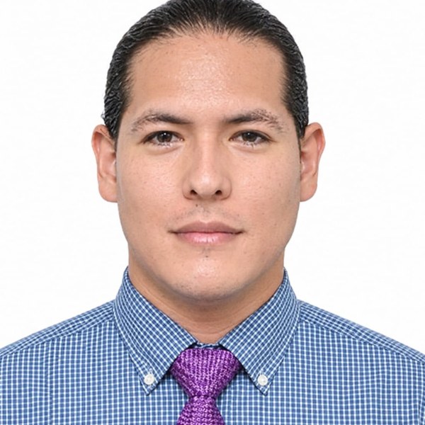 Brian Villanueva, Podología